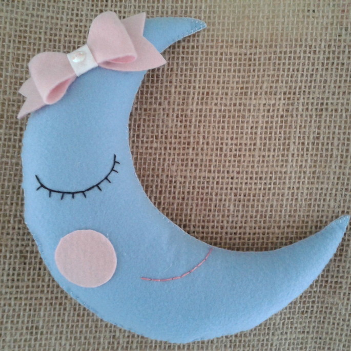 Imagem 1 - Lua de feltro