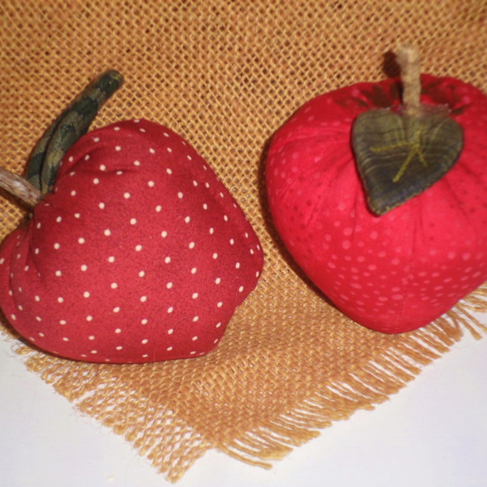 Imagem 2 - MAÇÃ DE TECIDO