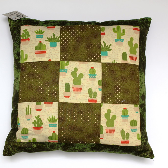 Imagem 1 - Almofada patchwork Cactus