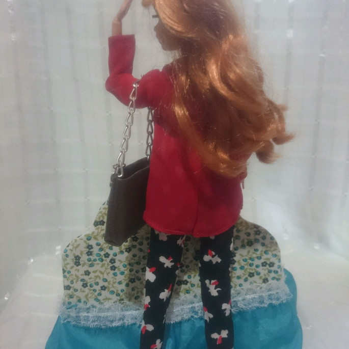 Imagem 2 - Roupas de Barbie.