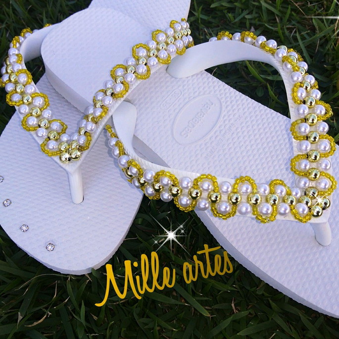 Imagem 1 - Chinelo com pérolas