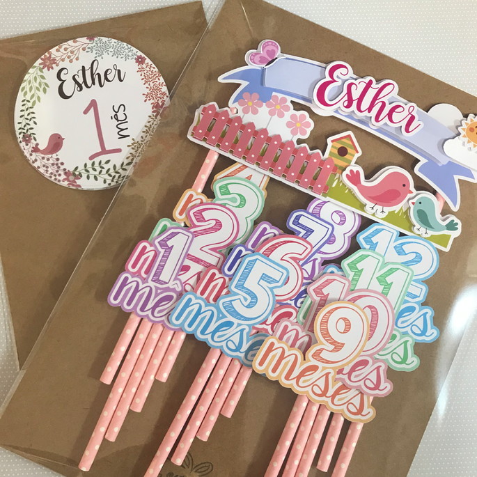 Imagem 3 - Kit Completo Mesversário Bebê com Topos de Bolo e Adesivos