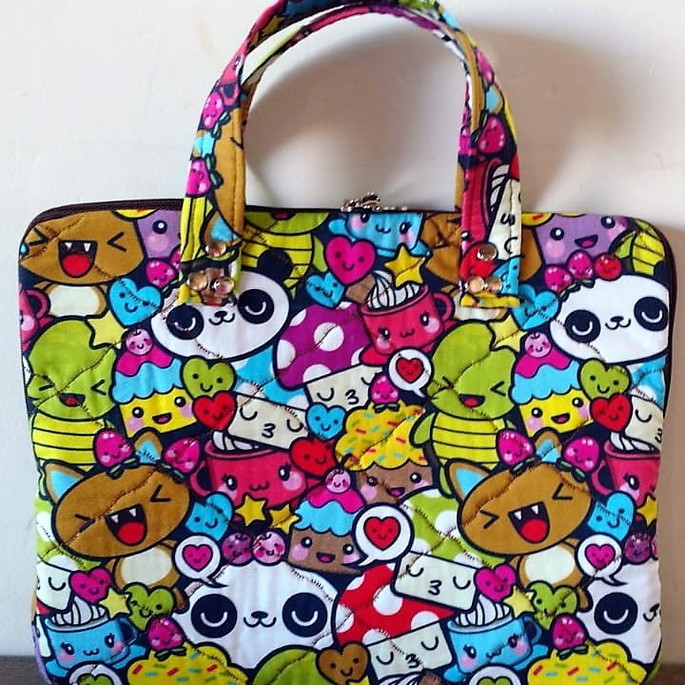 Imagem 1 - Capa para Tablet com alça (Patchwork)