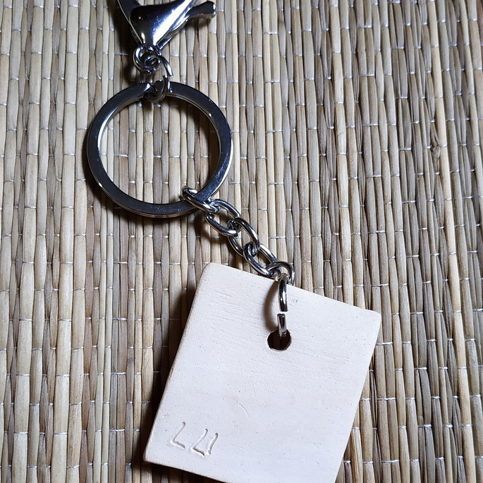 Imagem 4 - Chaveiro de Cerâmica - Peça Única !