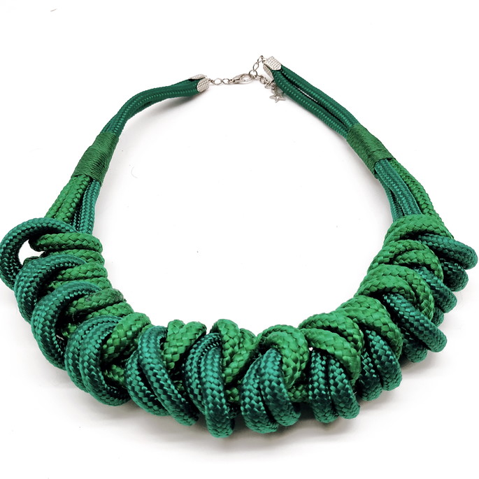 Imagem 3 - Colar de corda macrame duo