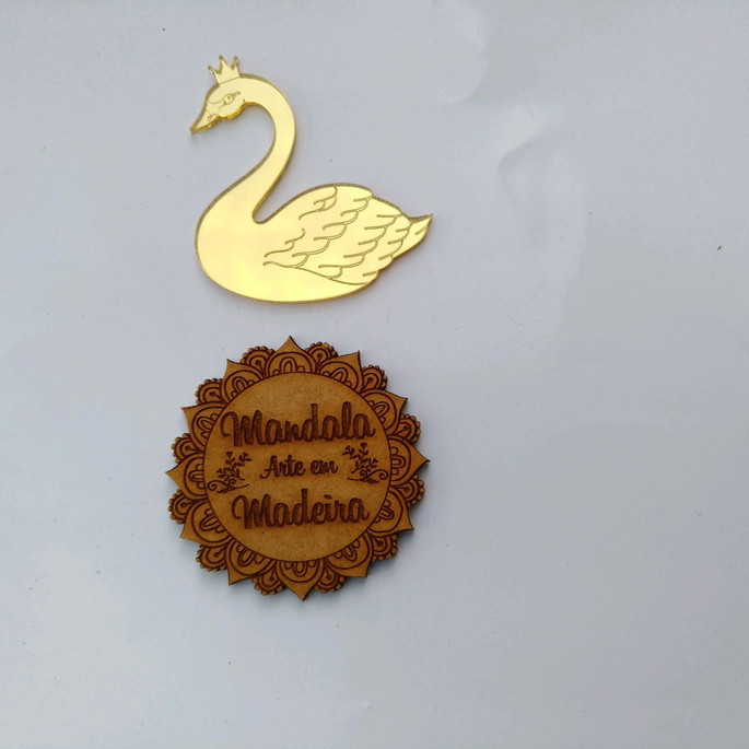 Imagem 1 - APLIQUE CISNE COM BASE NO ACRÍLICO (CADA DESENHO)