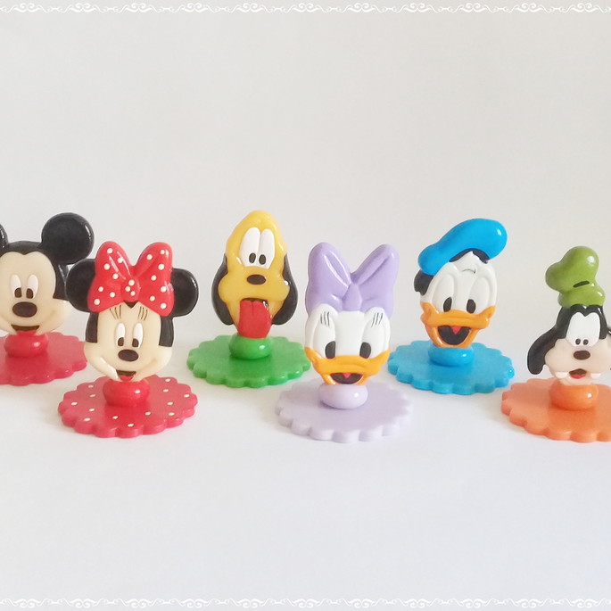 Imagem 1 - Kit com 12 apliques Turma do Mickey com base redonda
