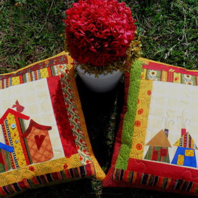 Imagem 1 - Almofada de patchwork