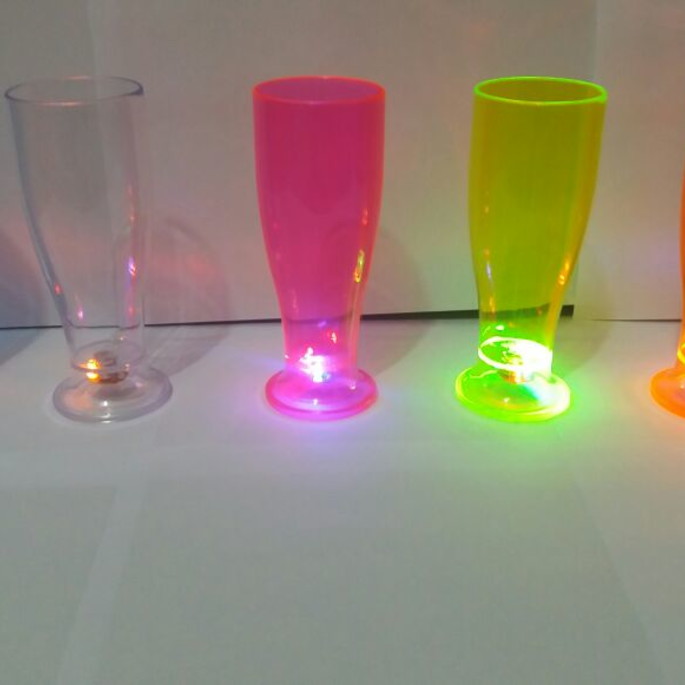 Imagem 2 - Copos Tulipa Chopp Com LED Personalizada