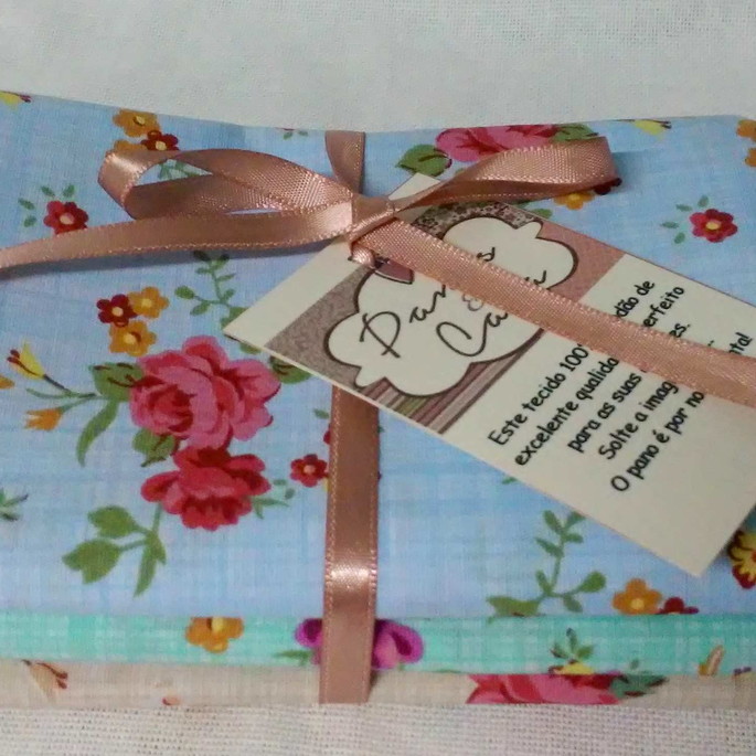 Imagem 4 - Kit Tricoline patchwork Flores