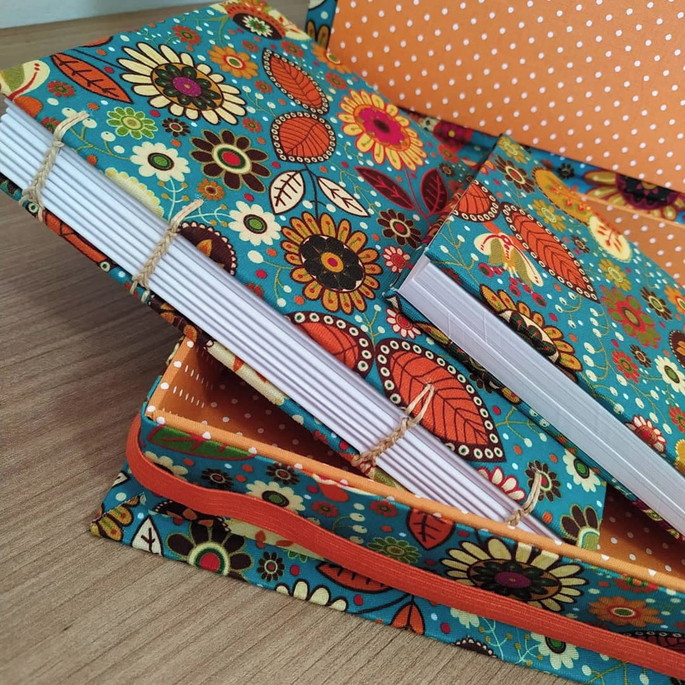 Imagem 3 - Caixa com Caderno e Bloco