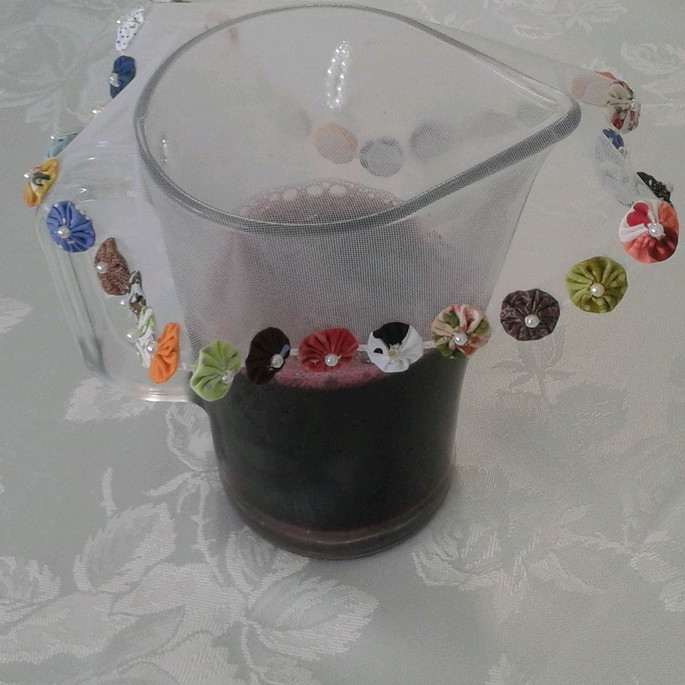 Imagem 4 - Cobre- jarras com fuxico