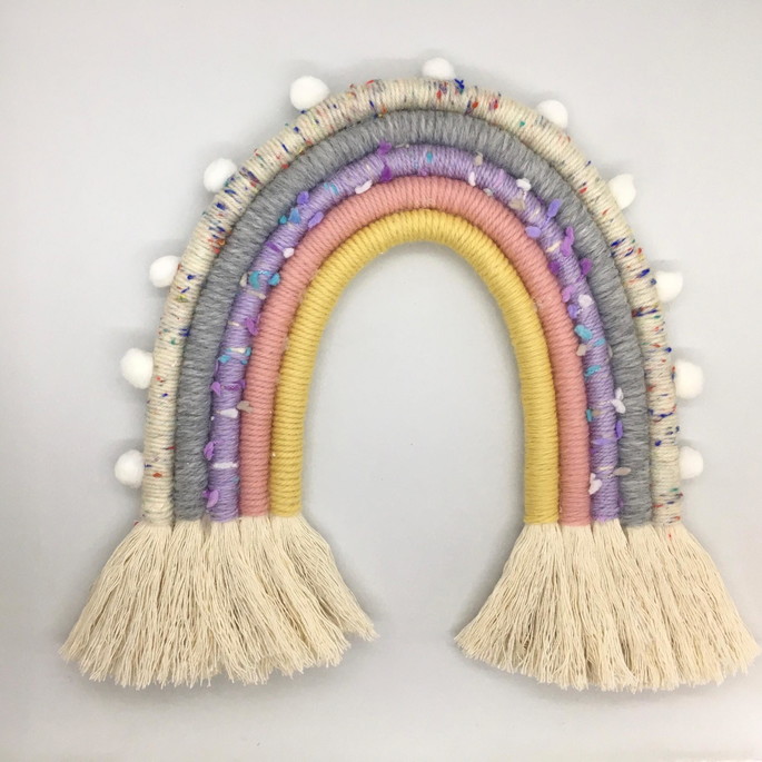 Imagem 1 - Arco-íris Macramê