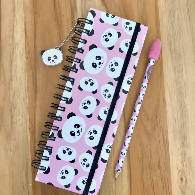 Imagem 5 - Mini Planner Sem Data Pandas com Lápis, Pingente e Borracha