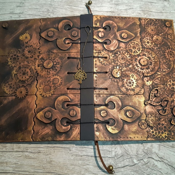 Imagem 3 - Sketchbook Steampunk A5 (com Iniciais)