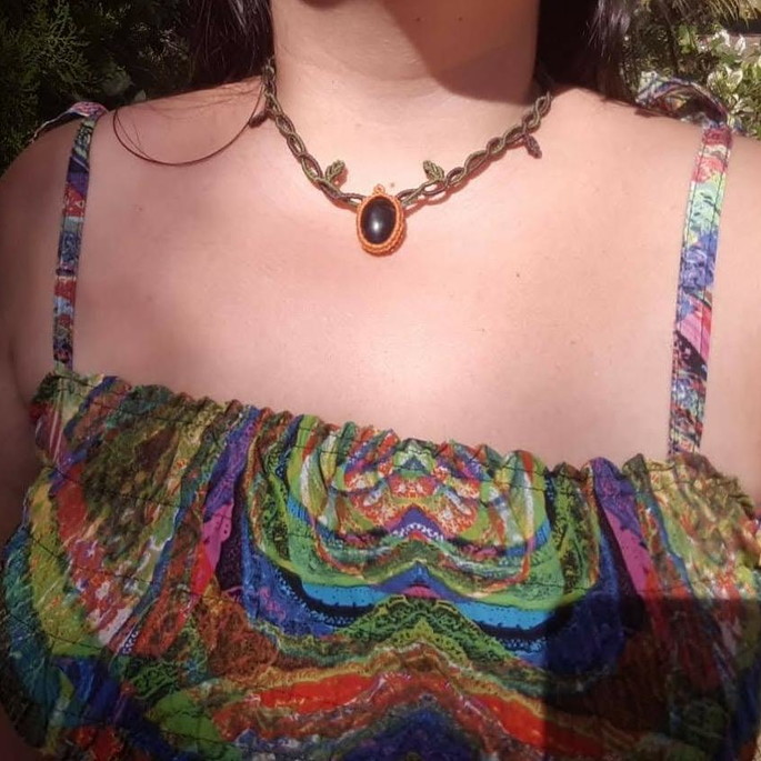 Imagem 2 - Colar / Headband Macramê com Pedra Ônix