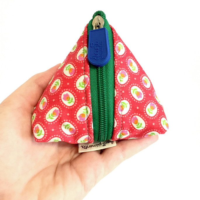 Imagem 1 - Porta-moedas Multiuso Triangular