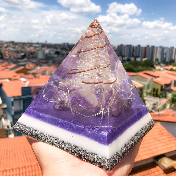 Imagem 3 - Orgonite com led