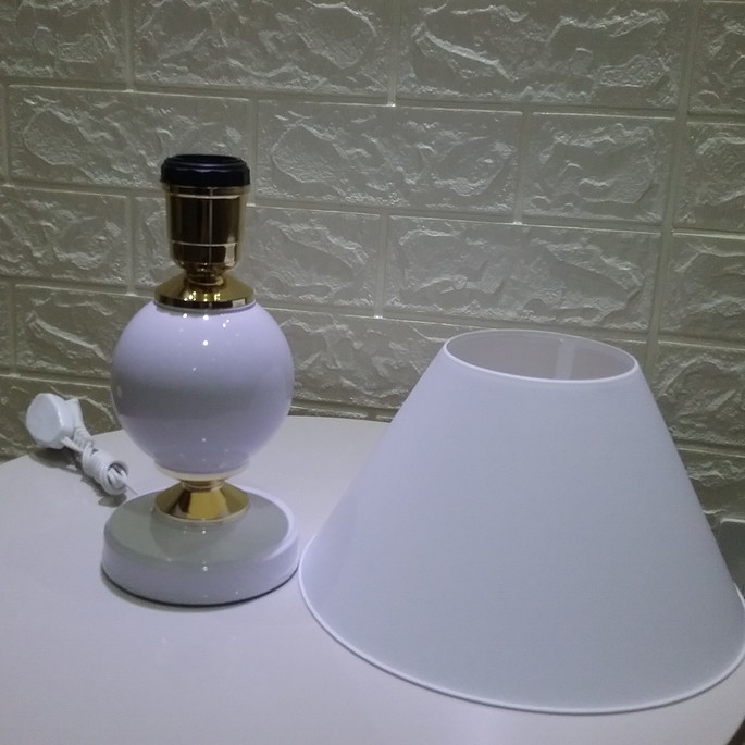 Imagem 5 - Abajur Clássico para Quarto Modelo Lamp Branco