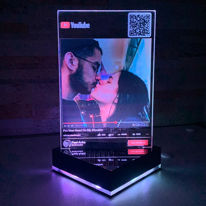 Imagem 1 - Luminária de Mesa com Código Qrcode Youtube