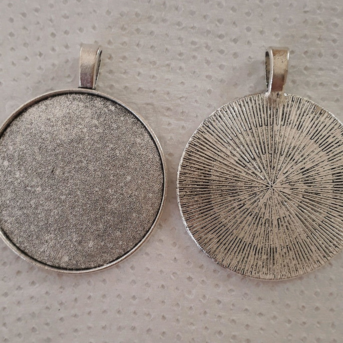 Imagem 1 - Medalhão P/camafeu Redondo /antique Silver 35mm.(10pçs)