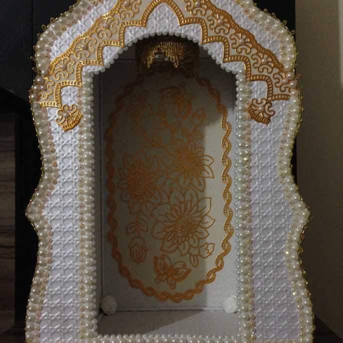 Imagem 1 - Oratório Texturizado com Detalhes Dourado com Led - 40cm