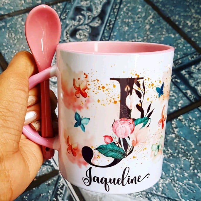 Imagem 5 - Caneca com Colher Floral Personalizada com Inicial + Nome