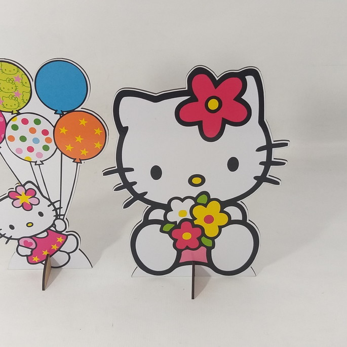 Imagem 2 - Display de mesa do Hello kitty