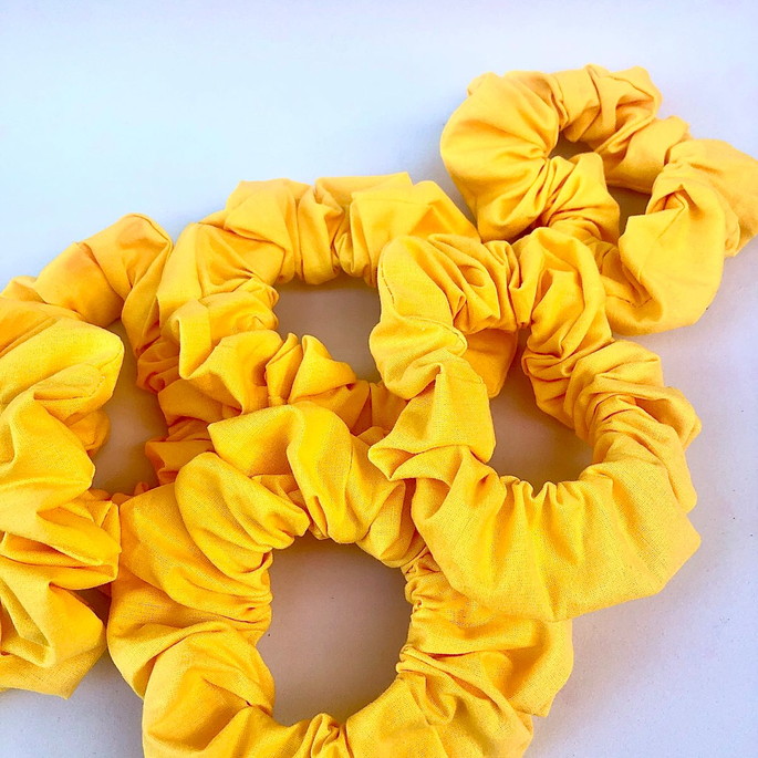 Imagem 4 - Kit com 03 Scrunchies de Cabelo