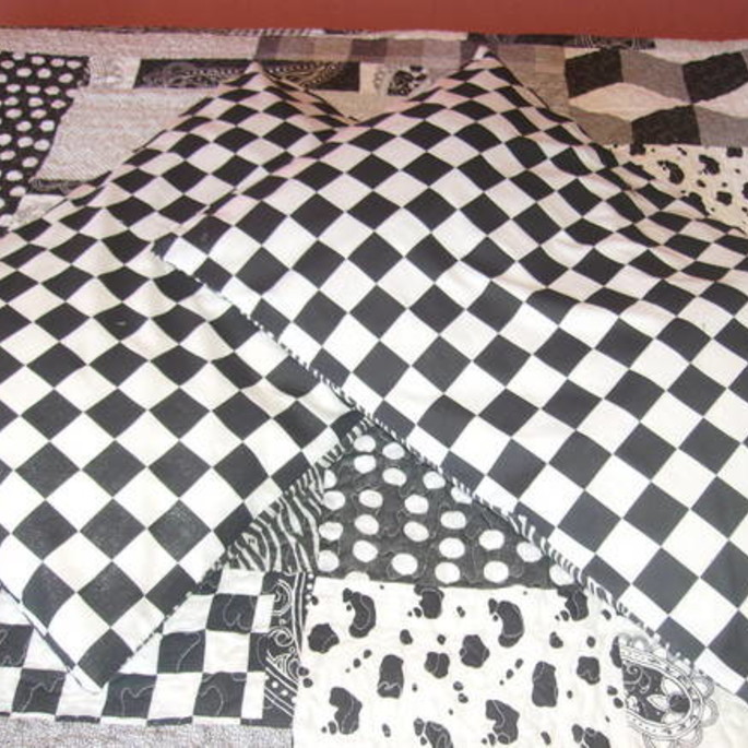Imagem 5 - COLCHA PATCHWORK - PRETO E BRANCO