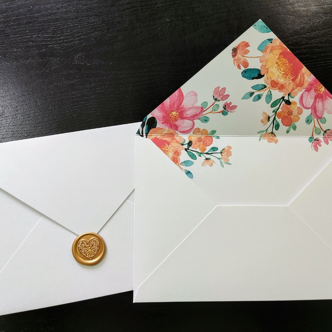 Imagem 1 - Convite de Casamento Branco Liso com Estampado com Lacre