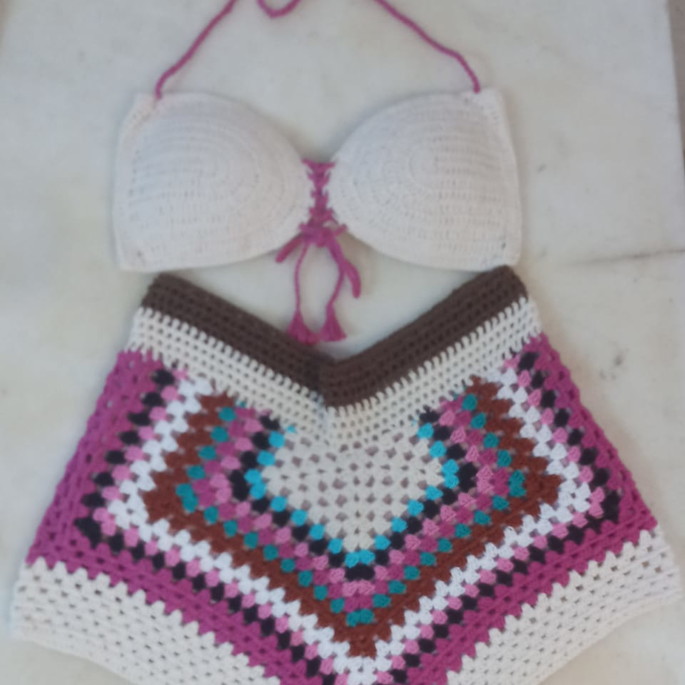 Imagem 1 - Conjunto Short e top de Crochê