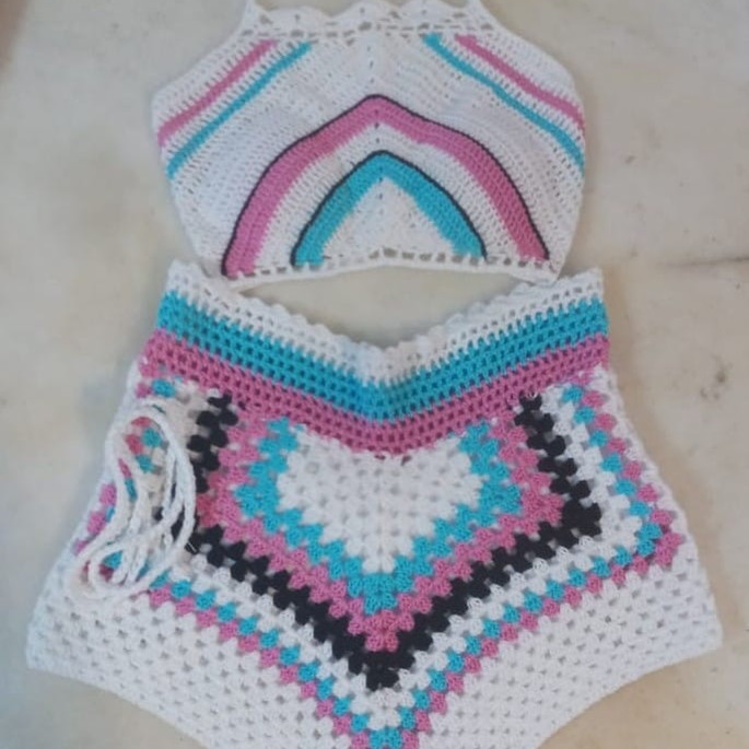 Imagem 2 - Conjunto Short e top de Crochê