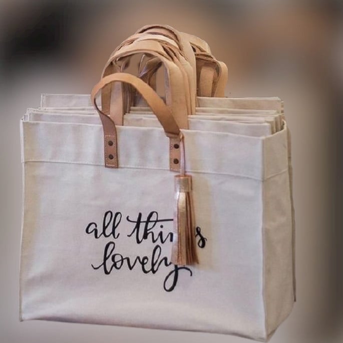 Imagem 1 - Sacola Personalizada 40x33x18 C/alças Couro+pingente