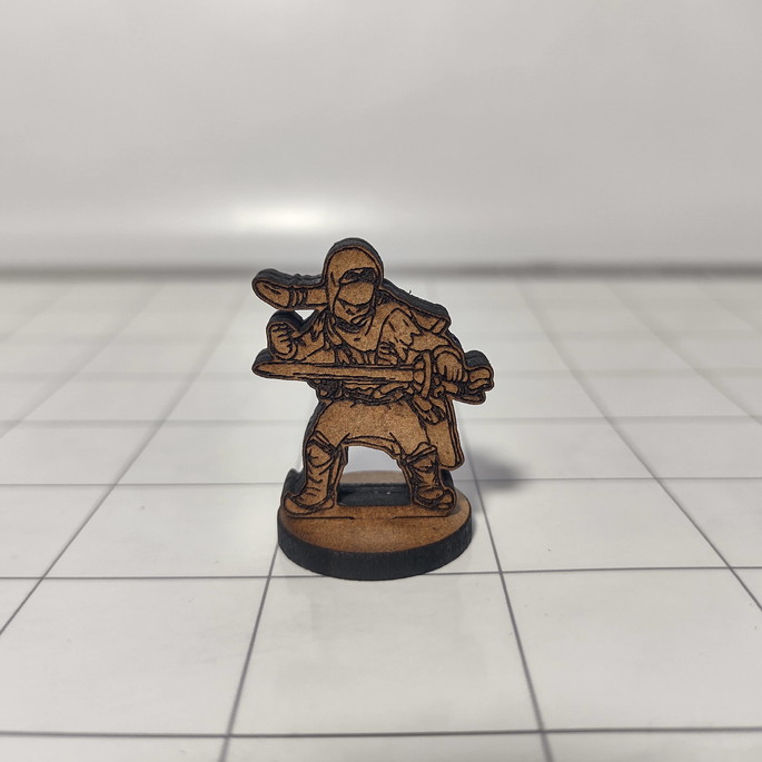 Imagem 1 - Ladino Com Espada Miniatura Para Rpg Em Mdf