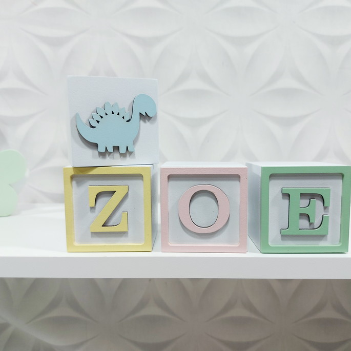 Imagem 3 - Cubo mdf Pintado com Nome Infantil Kit com 4un