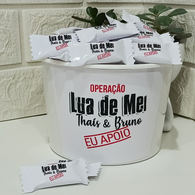 Imagem 1 - Balde com 100 Balas Personalizadas Operação Lua de Mel