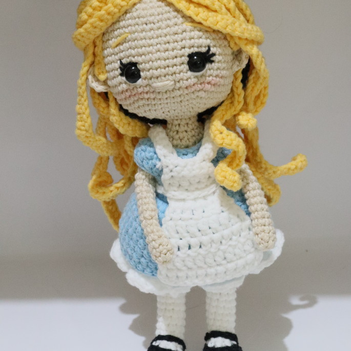 Imagem 2 - Boneca Alice Amigurumi