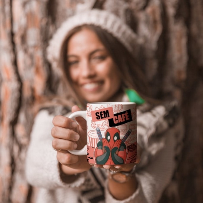 Imagem 2 - Caneca Deadpool Com Café E Sem Café Porcelana