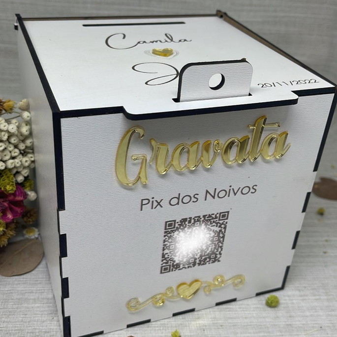 Imagem 1 - Caixa Momento Gravata 2 em 1 com Detalhe em Acrílico Dourado