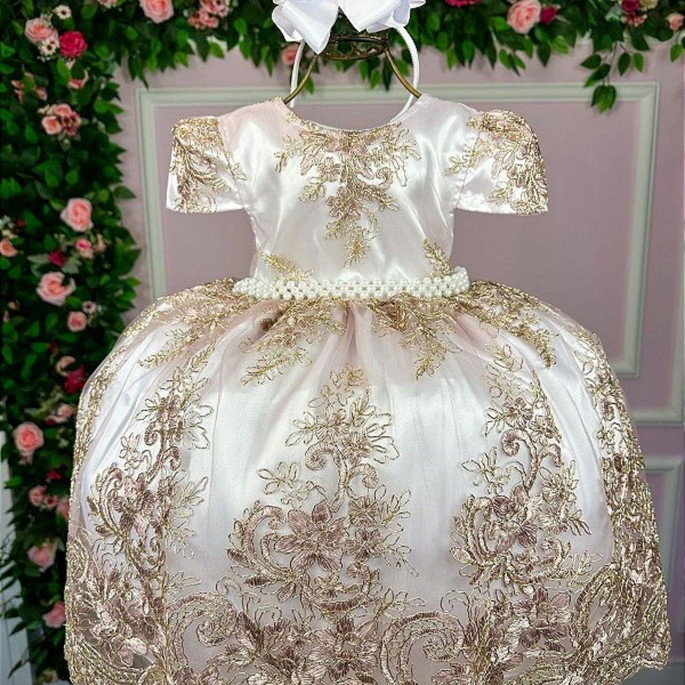 Imagem 1 - Vestido Dama Branco com Dourado 1 ao 4