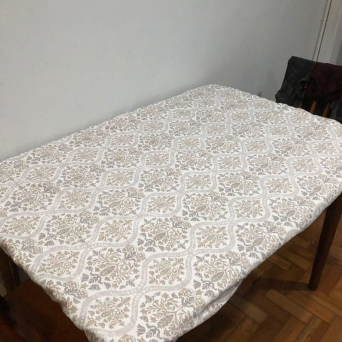 Imagem 2 - Toalha de Mesa Retângular com Elástico Sob Medida