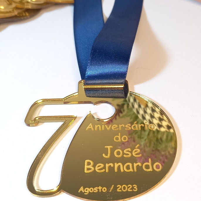 Imagem 4 - Lembrança de Aniversário Medalha