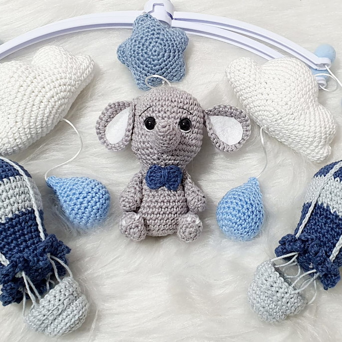 Imagem 2 - Mobile Elefante Amigurumi