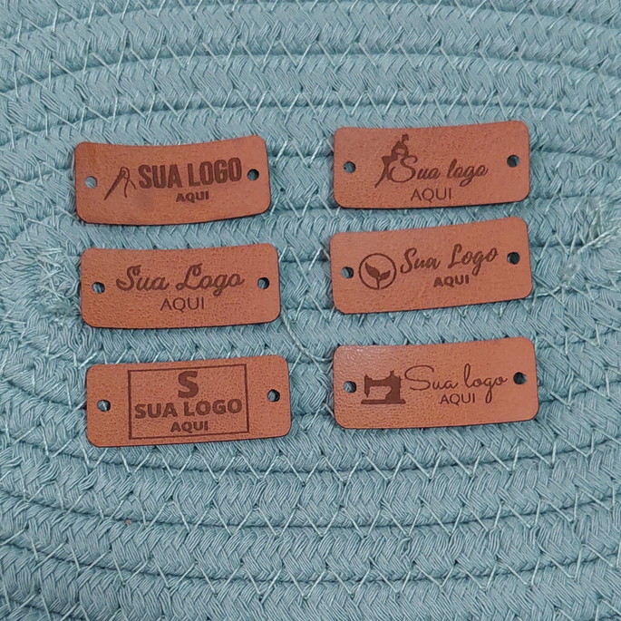 Imagem 1 - Etiqueta Personalizada de Couro Sintético 1x2cm