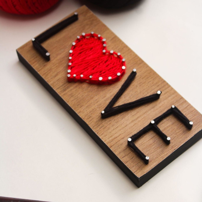 Imagem 3 - Love com Coração String Art