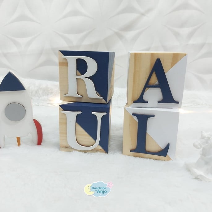 Imagem 1 - Cubo Nome Dado com Nome do Bebe - Pinus Kit com 5un