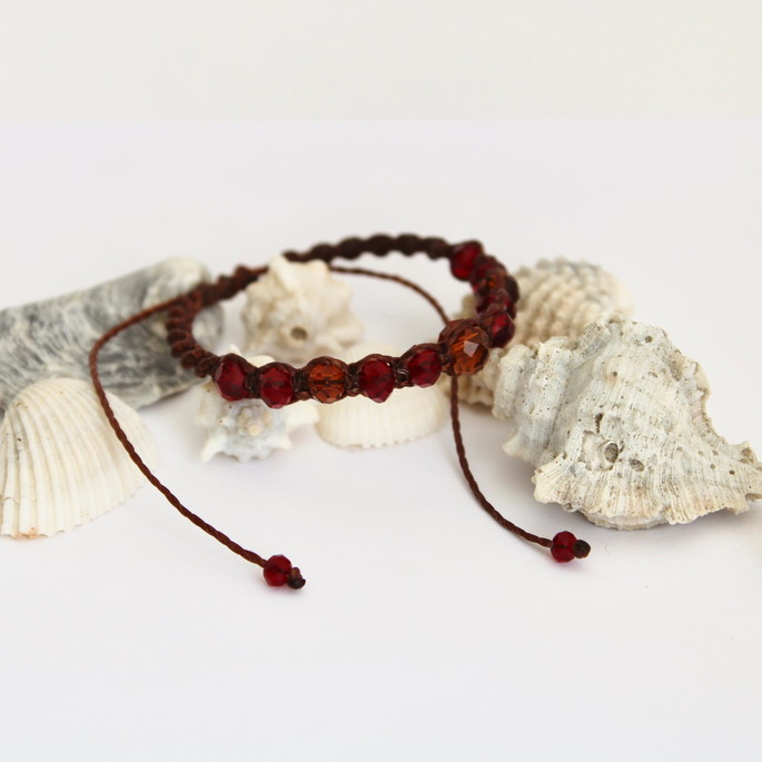 Imagem 1 - Pulseira de Macrame com Cristal