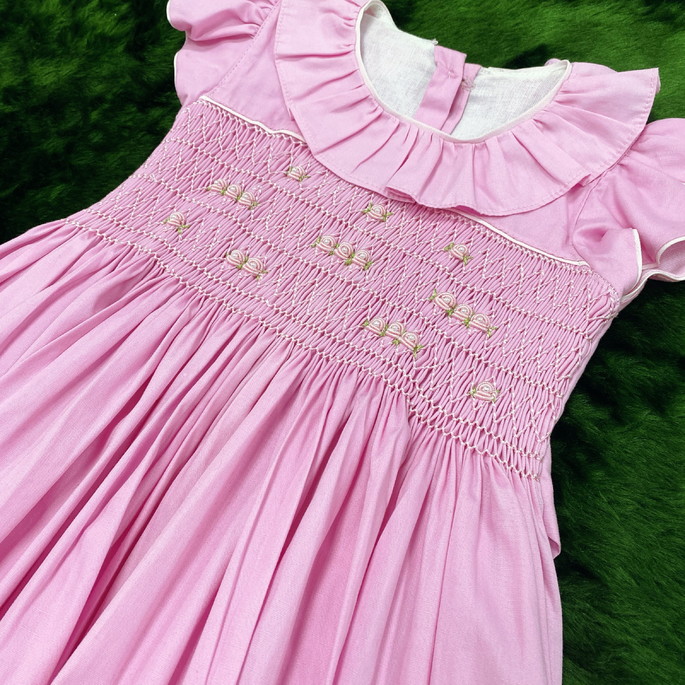 Imagem 2 - Vestido-rosa Bordado a Mão= 3 Anos
