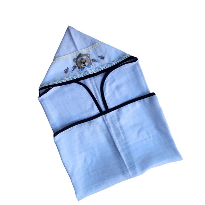 Imagem 2 - Toalha Fralda com Capuz Personalizada com Bordado Bebê